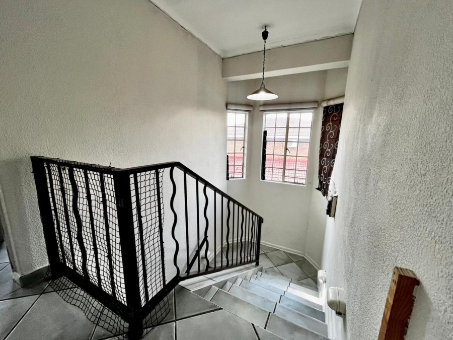 3 Bedroom Property for Sale in Safari Gardens North West